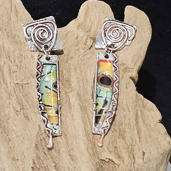 Art Earrings NEW Multi-Color Southwestern Style ✨️ Costume Jewelry - Picture 2 of 4